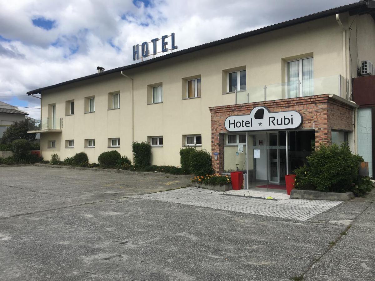 Hotel Rubi Vişeu Exterior foto