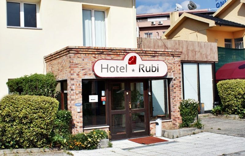 Hotel Rubi Vişeu Exterior foto